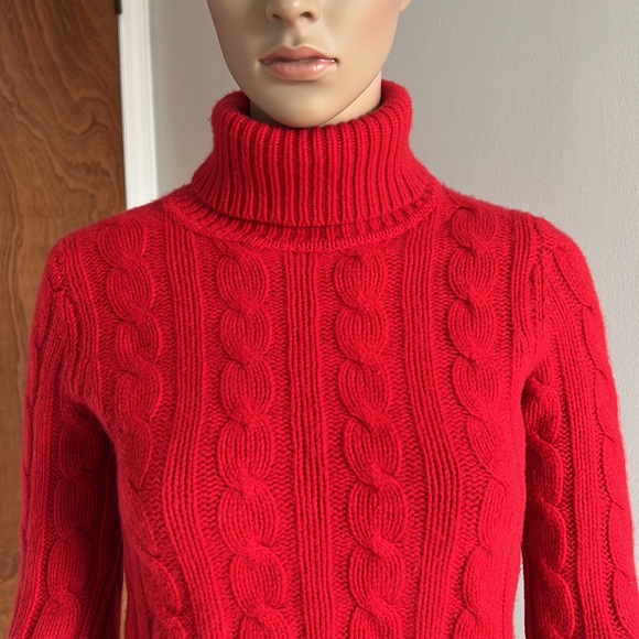 Club Monaco Red Cashmere Cable Knit Turtleneck Cropped Sweater - Picture 2 of 10